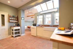 11 Crabbe Street, Aldeburgh