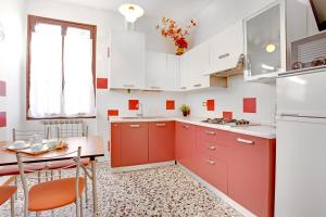 Grimaldi Apartments Cannaregio