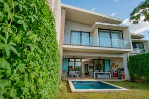 Aromo Townhouse with private pool Reserva Conchal, Playa Conchal