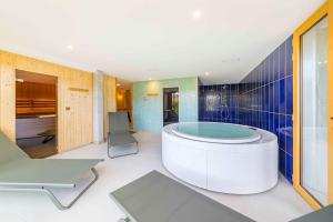 Chalet LUrson, spacieux, jacuzzi, hammam et sauna