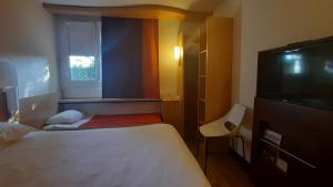 Hotels Ibis Roanne Le Coteau Hotel Restaurant : photos des chambres