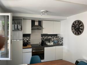 Appartements Le Lavoir 1 /calme /Fibre /Bord de l'Yonne : photos des chambres