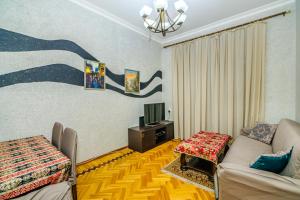 Boulevard apartment
