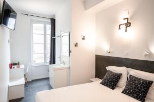 Hotels Hotel des Arts - Centre Cathedrale : photos des chambres