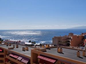 Olivia Sunset, Puerto de Santiago