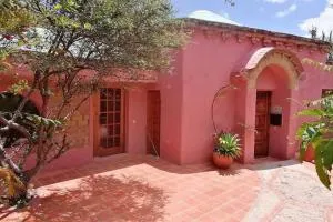 Casa unica agradable de campo con boveda - Robles