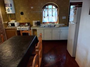 Casa Alpina espaciosa a 2 cuadras del centro de Villa Gesell y a 5 de la playa