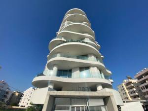 McKenzie 2 bedrooms Seaview Residence