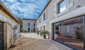 La Longère de Neuville-Futuroscope-Poitiers - Chiré-en-Montreuil