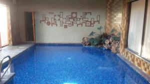 Home away from Home (Lakefield)