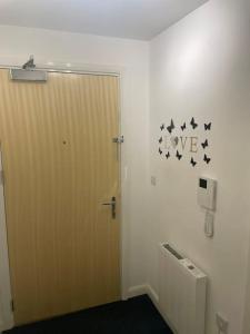 Lovely 1 Bedroom Condo in Leicester City