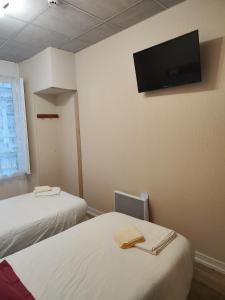 Hotels Hotel Du Rocher : photos des chambres