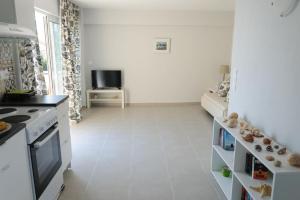 Beautiful seaside studio with amazing view