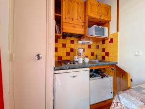 Studio fonctionnel avec balcon, proche pistes, WiFi inclus, quartier calme des Fontanettes - FR-1-344-1068