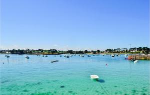 3 Bedroom Awesome Home In Plouguerneau