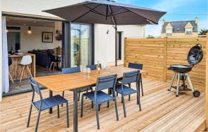 Maisons de vacances 3 Bedroom Awesome Home In Plouguerneau : photos des chambres
