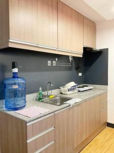 AR02 1BEDROOM Condo Unit with Free Pool, HBO, Netflix & WiFi