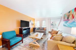 Fort Morgan Townhomes E1