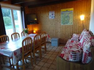 Chalets La Bresse Hautes Vosges Chalet le Paiquis : photos des chambres