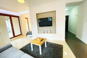 Deluxe Studio with Balcony room in erApartments Wronia Oxygen