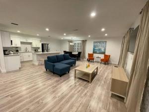 7326 Lake View Bungallow-5 Minutes Universal