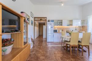 Apartments by the sea Zivogosce - Porat, Makarska - 6899
