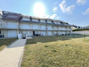 Joli T2 en front de mer avec accès direct plage, terrasse privative, parking et Wi-Fi gratuit - FR-1-361-45