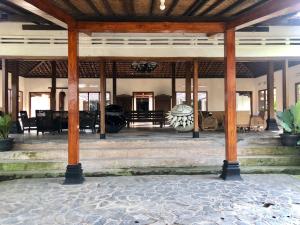 Ohmmstay - Rumah Pendopo