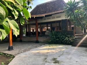 Ohmmstay - Rumah Pendopo
