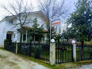 Vila Vasi- Μodern maisonette view Meteora - 卡斯特拉基翁 Vila Vasi- Μodern maisonette view Meteora - 卡斯特拉基翁