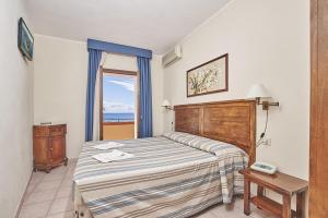 Standard Double or Twin Room with Sea View room in Hotel Villa Rodriguez
