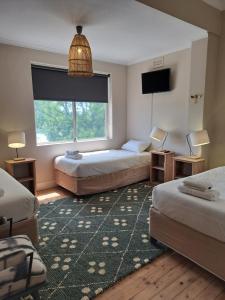 THE BIG - Luxury Backpackers