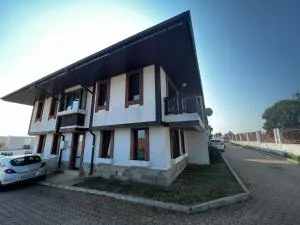 Велика Гардън - Акация 6 - Velika