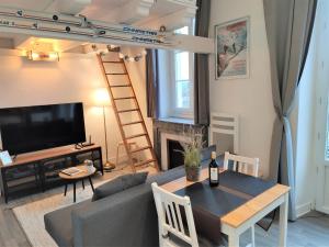 Appartements Studio cosy, hyper centre d'Aix, vue montagnes, proche thermes : photos des chambres