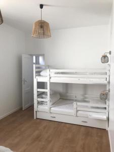 Maisons de vacances Villa refaite a neuf a 200 metres de la plage : photos des chambres
