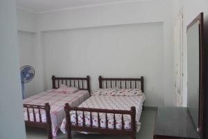 Spacious 5-Bed House in Alamein with Large garden