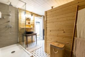 Maisons de vacances Gite bien etre sauna et spa : photos des chambres