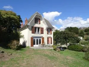 Charming old villa with splendid sea view, Barneville-Carteret - 格雷