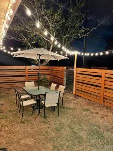 Farmhouse in the city - براين