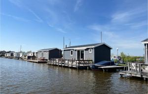 Gorgeous Home In Breukelen With Wifi