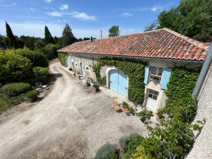 B&B / Chambres d'hotes Le logis de Lasteyrie : Chambre Double ou Lits Jumeaux - Vue sur Jardin