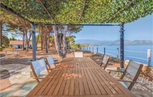 Maisons de vacances Gorgeous Home In St Florent With Outdoor Swimming Pool : photos des chambres