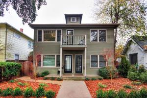 Charming 2Bed French Colonial Apartment in Desirable Midtown Sacramento - 4hvězdičkové hotely ve městě Sacramento