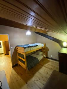 Chalets CHALET Tout Confort Proche d AX 3 Domaines : photos des chambres