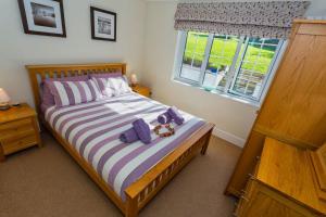 CROYDE MEADOWBANK 4 Bedrooms