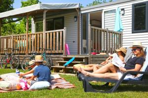 Campings Camping Moulin de Paulhiac : photos des chambres