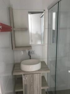 Apartamento amplo completo e climatizado