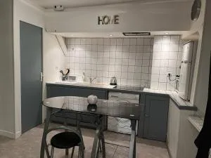 Chablis : petit studio en plein centre ville - Préhy