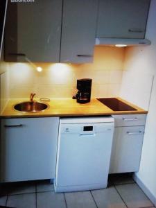 Bel appartement avec jardin à 50m des plages du debarquement