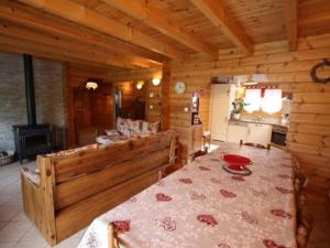 Maisons de vacances Gite Saint-Nabord, 4 pieces, 6 personnes - FR-1-589-185 : photos des chambres